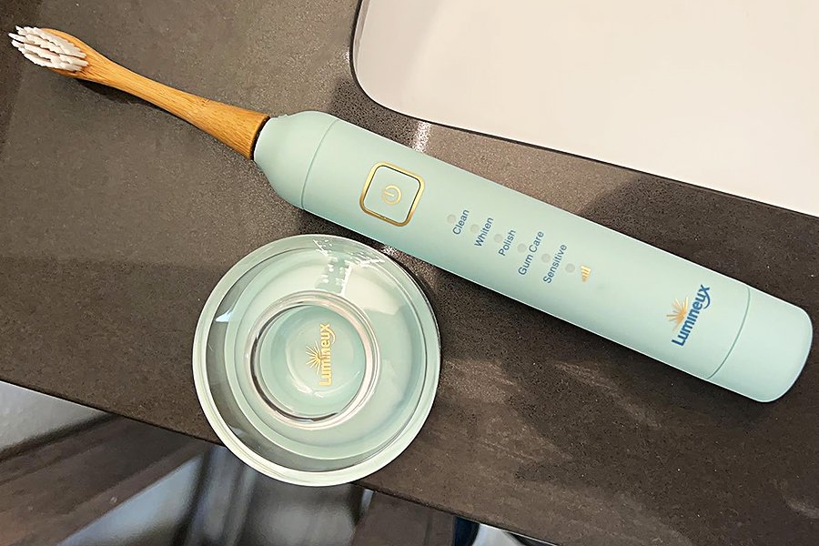 Lumineux sonic electric toothbrush