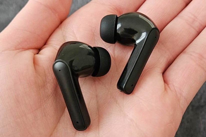 YAQ T12 Wireless Earbuds