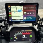 Carpuride W702 motorcycle carplay screen